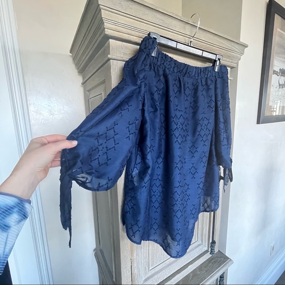 Eloquii Embroidered Off Shoulder Tie Sleeve Blouse Top in Navy plus size 18 - Picture 12 of 14